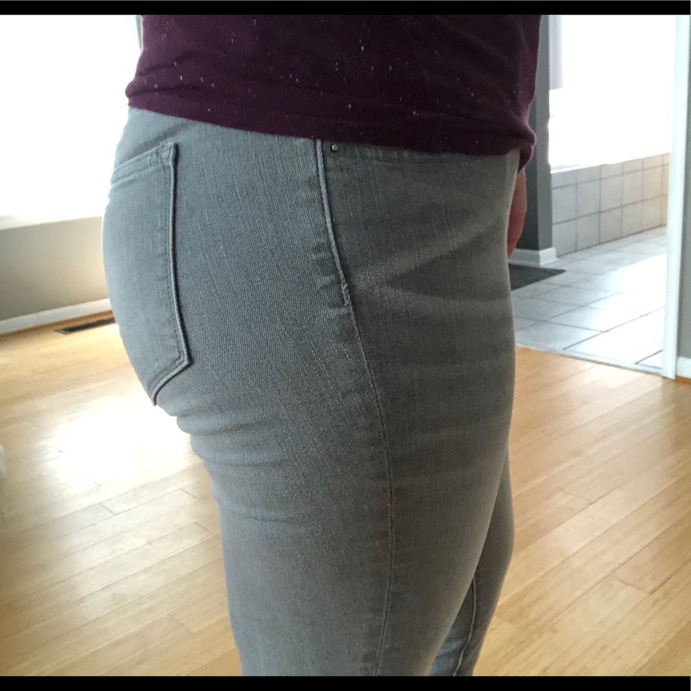 J Crew Grey Jeans - Picture 4 of 6